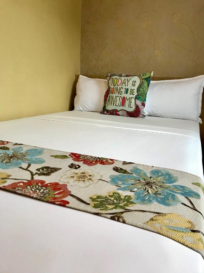 Starlight Bed And Breakfast Pasay Exterior photo
