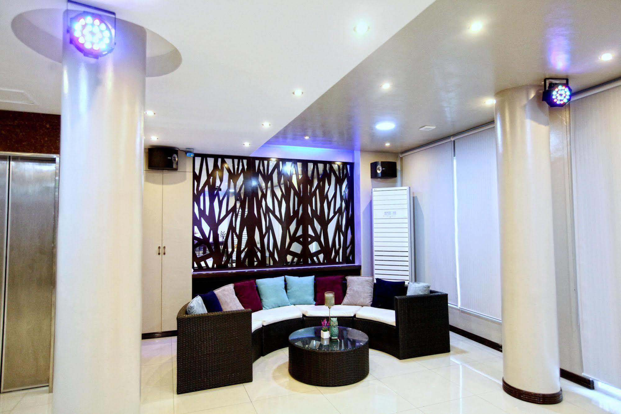 Starlight Bed And Breakfast Pasay Exterior photo