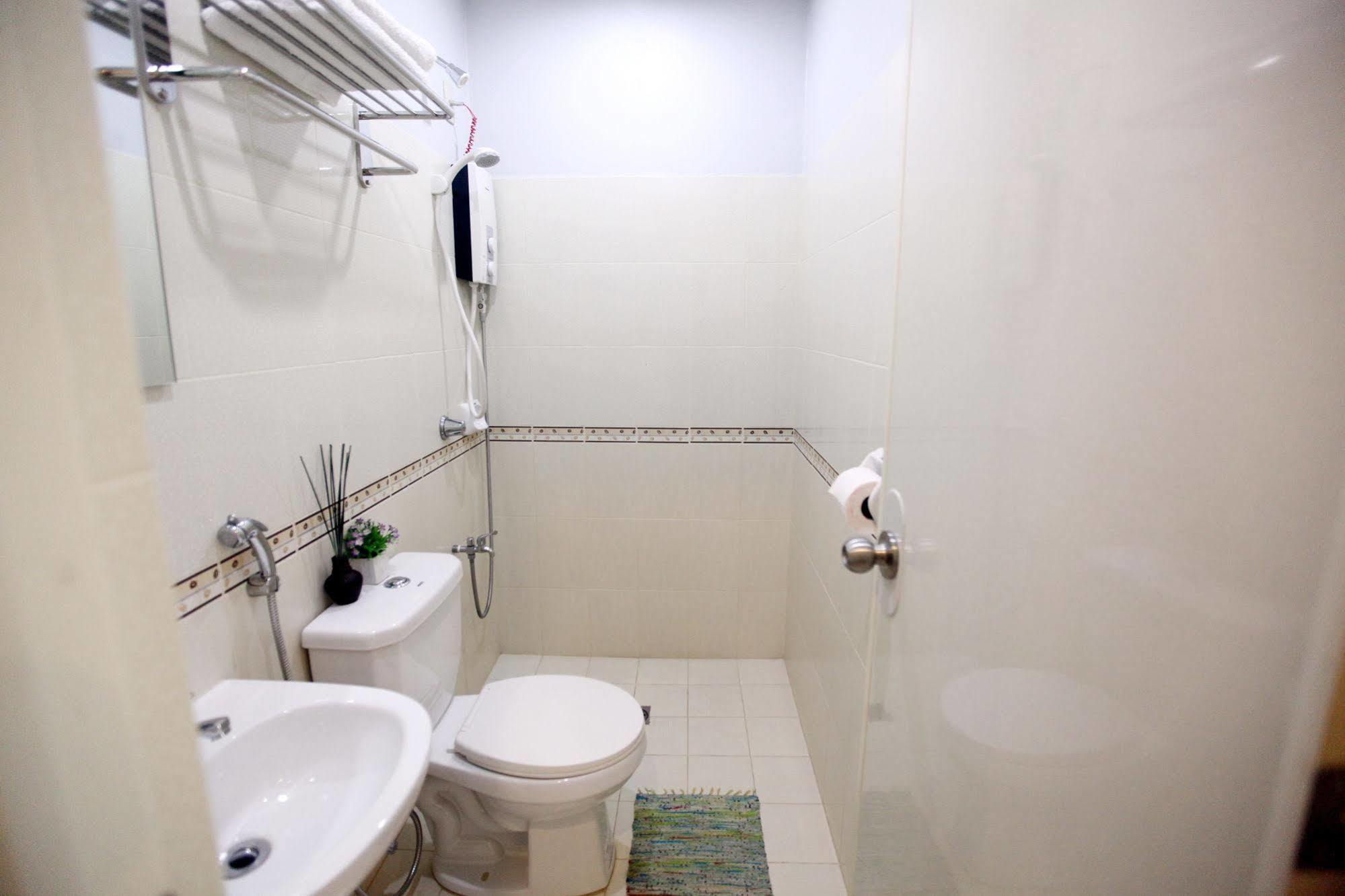 Starlight Bed And Breakfast Pasay Exterior photo